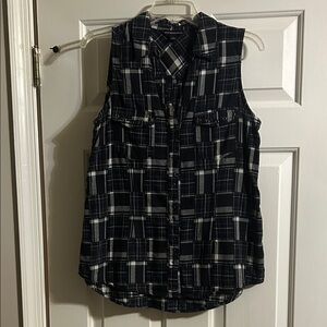 Rock & Republic Black and White Plaid Sleeveless Shirt